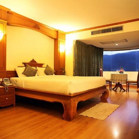 Furama Chiang Mai Hotel Kültér fotó