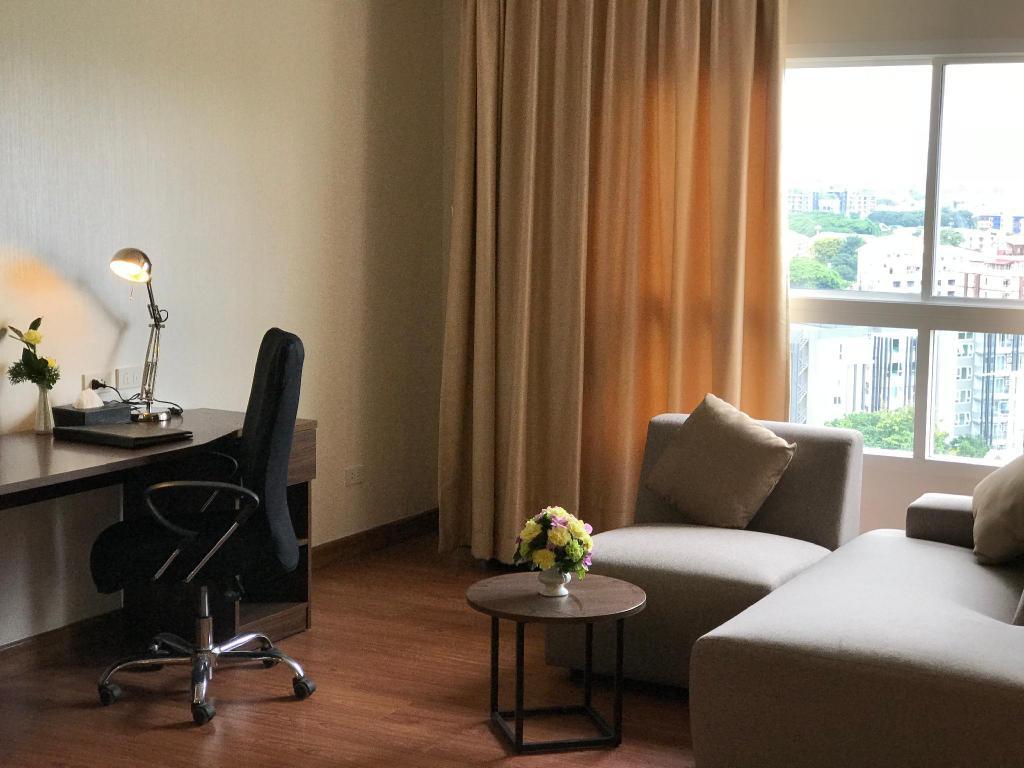 Furama Chiang Mai Hotel Kültér fotó