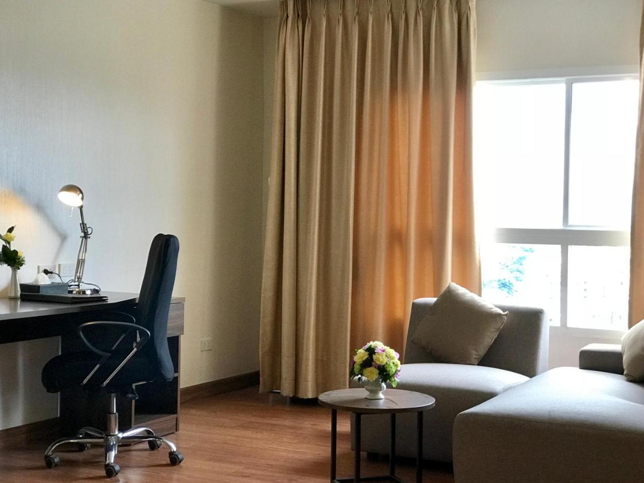Furama Chiang Mai Hotel Kültér fotó